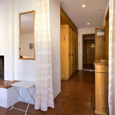 Chesa Maurus A1 By Interhome Apartmán